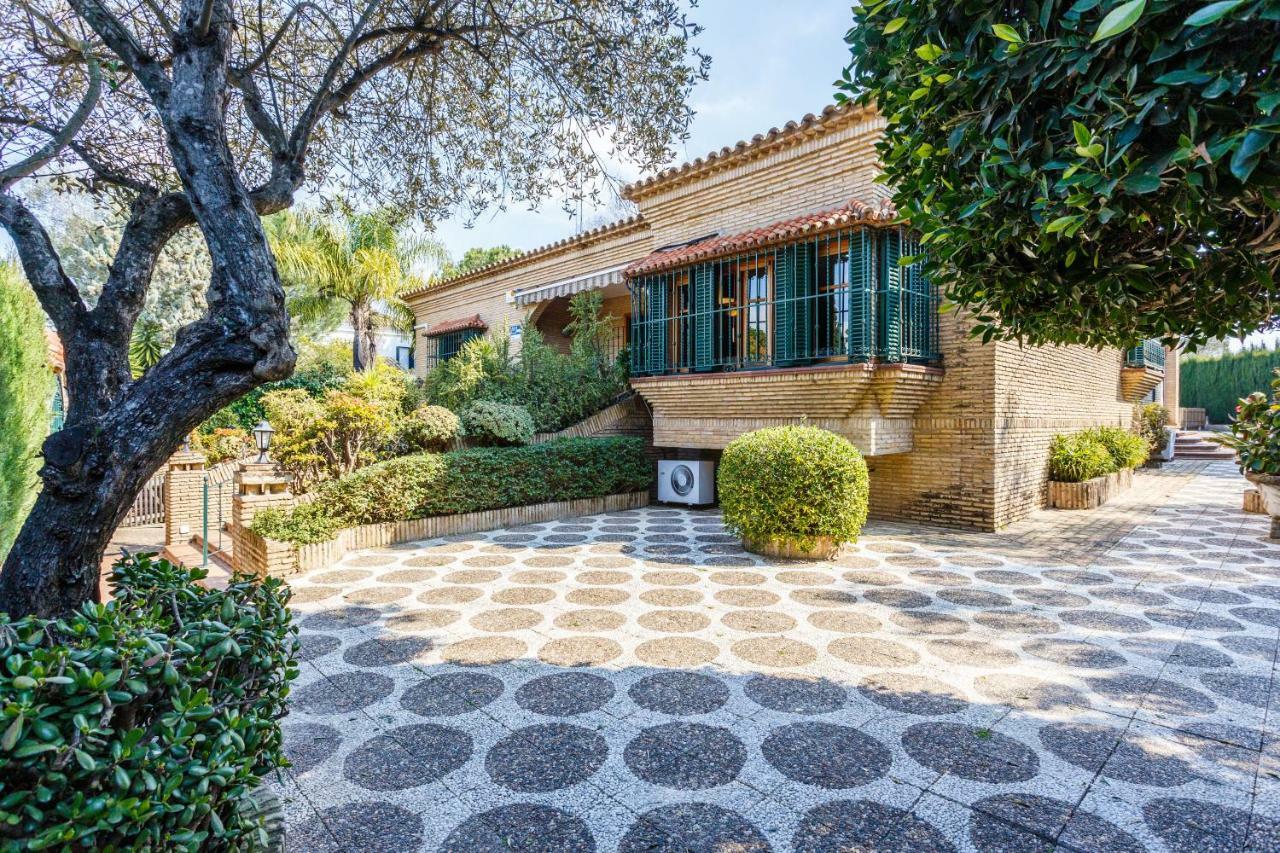 Divi Apartments Villa Reyes Mairena del Aljarafe Exteriör bild