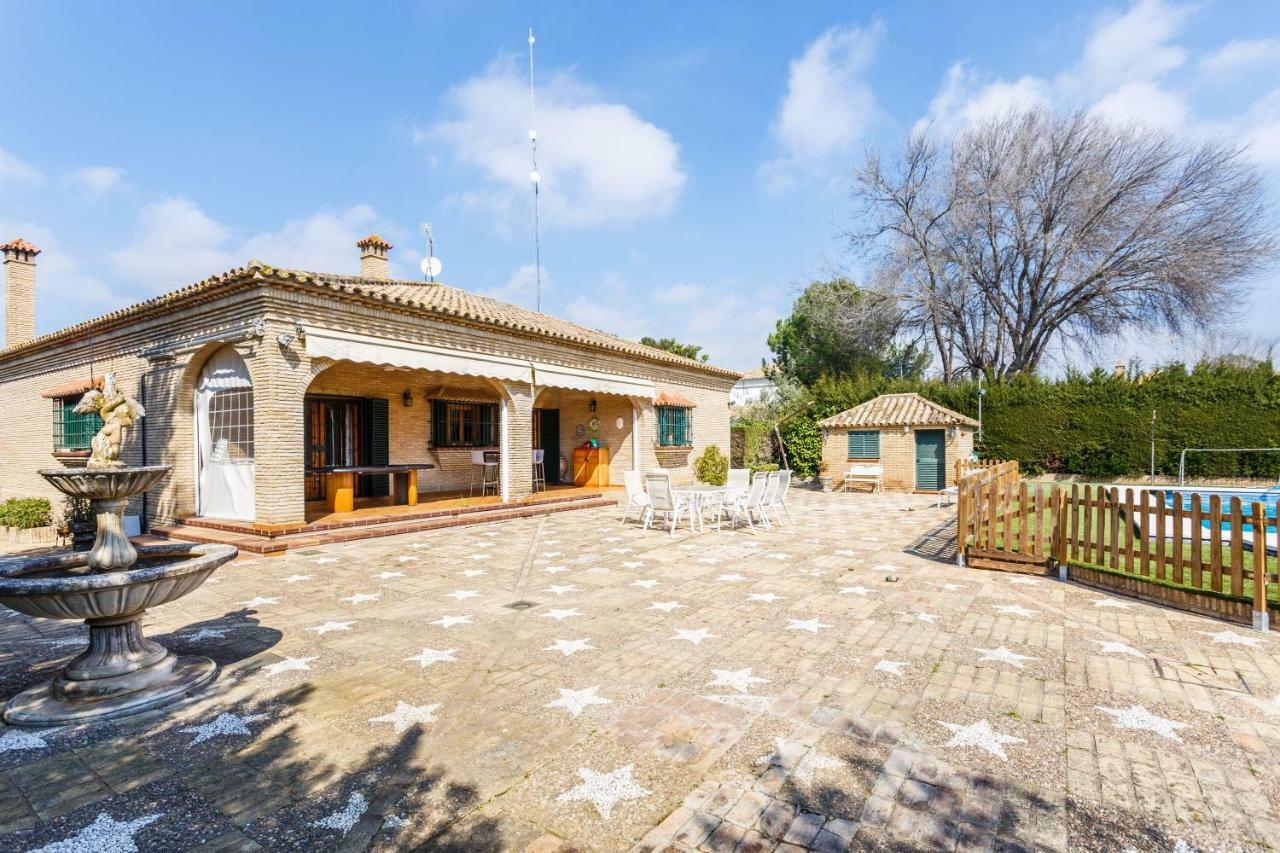 Divi Apartments Villa Reyes Mairena del Aljarafe Exteriör bild