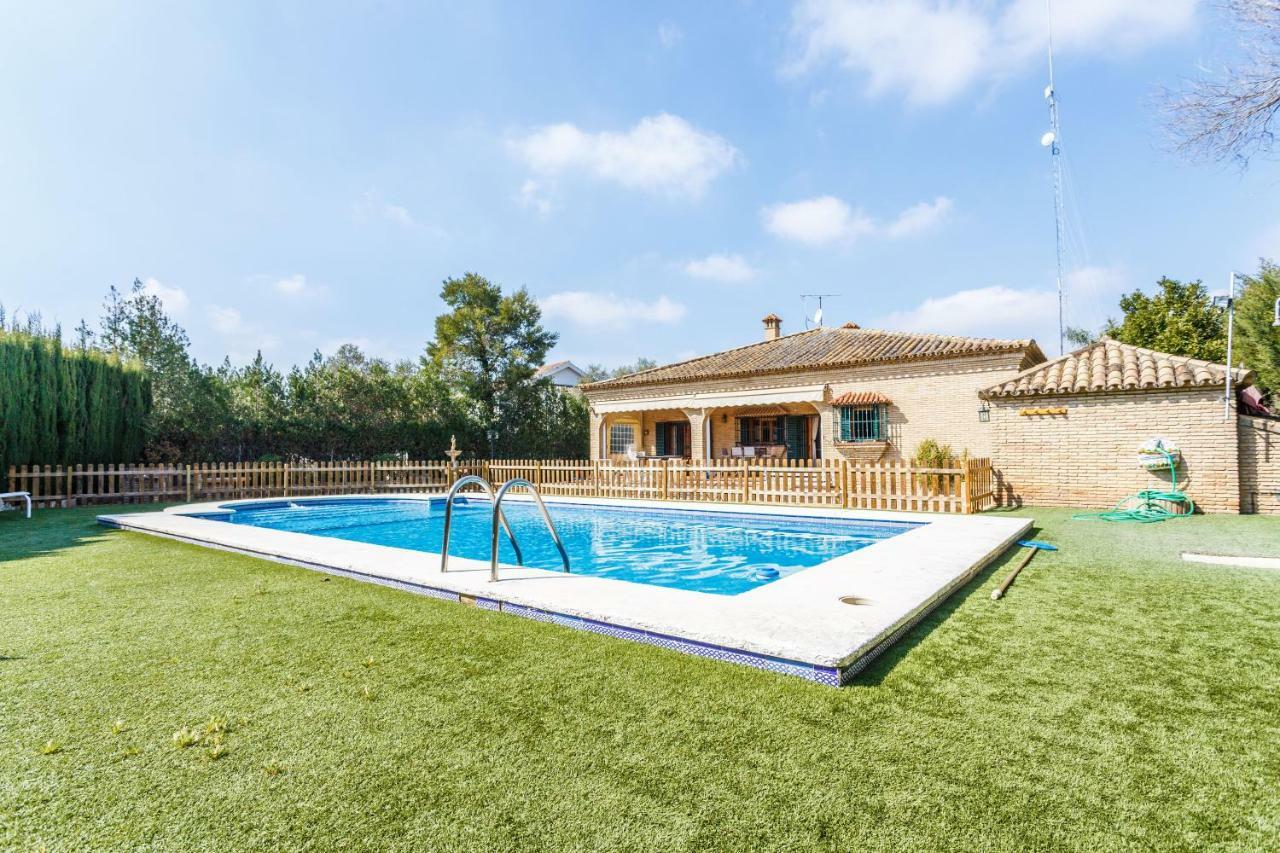Divi Apartments Villa Reyes Mairena del Aljarafe Exteriör bild