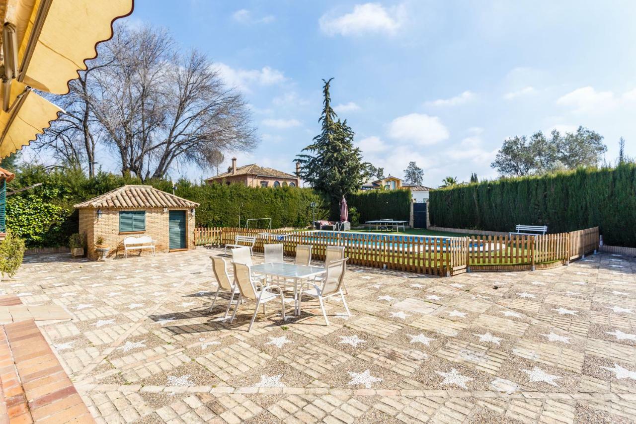 Divi Apartments Villa Reyes Mairena del Aljarafe Exteriör bild
