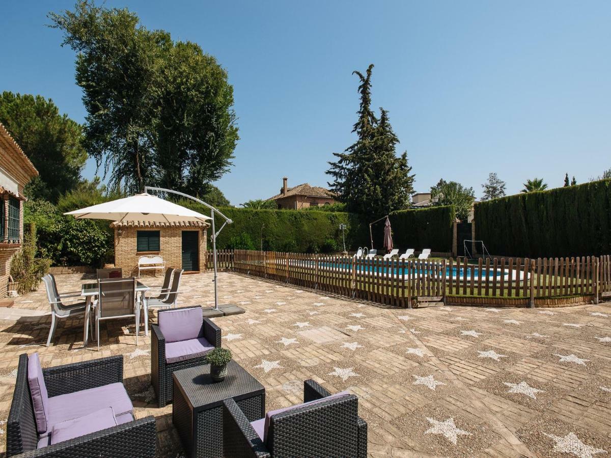Divi Apartments Villa Reyes Mairena del Aljarafe Exteriör bild