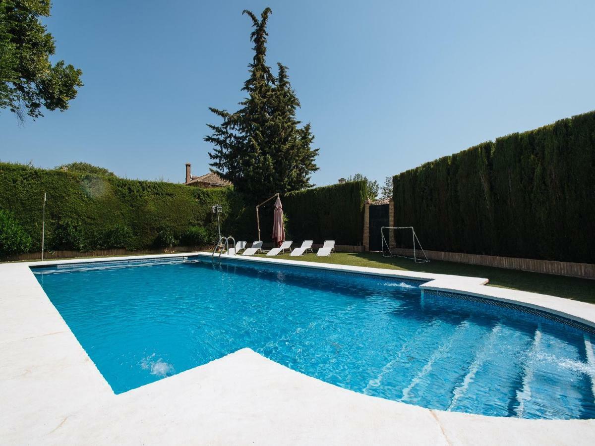 Divi Apartments Villa Reyes Mairena del Aljarafe Exteriör bild