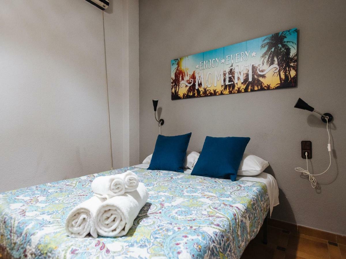 Divi Apartments Villa Reyes Mairena del Aljarafe Exteriör bild